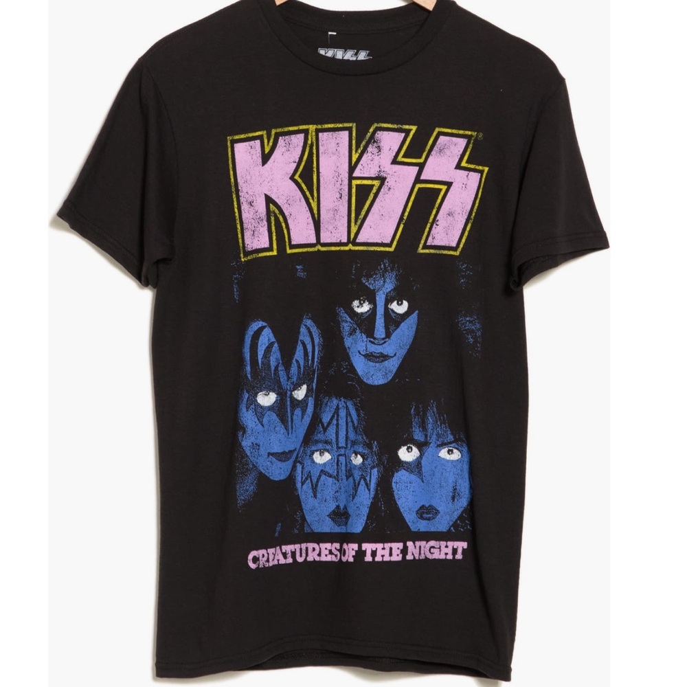 Black Kiss Tee